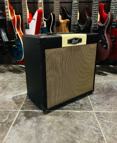 Гитарный Комбоусилитель Cort 30 ват