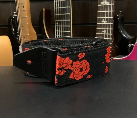 Гитарный Ремень Ernie Ball Naomi Rose - изображение 5