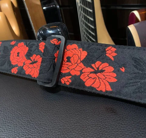 Гитарный Ремень Ernie Ball Naomi Rose - изображение 7