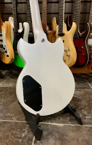 Электрогитара Yamaha SG-200 Custom Pearl White (Группа Кино)