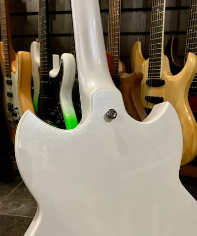 Электрогитара Yamaha SG-200 Custom Pearl White (Группа Кино)