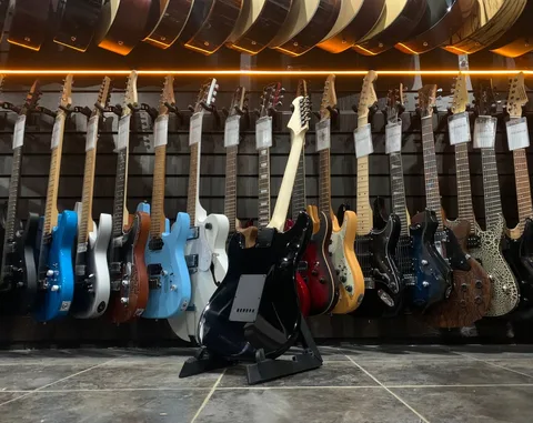 Электрогитара Stratocaster HH Black Gloss